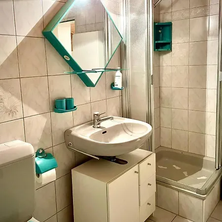 Haus Antares 아파트 사스-알마겔